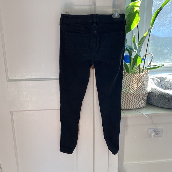 Black destroyed jeans size 2 short - Picture 3 of 4